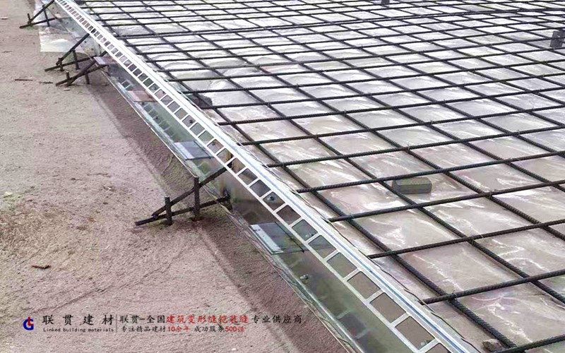 邵通市LG160-3000镀锌钢板铠装缝案例